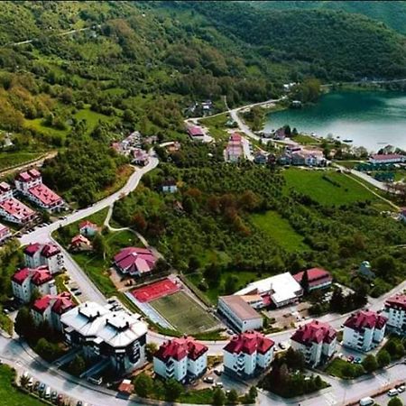 Apartmani Lena 普卢日内 外观 照片